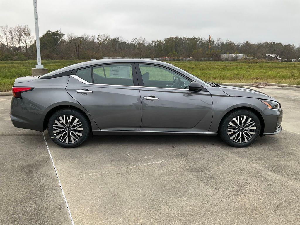 new 2025 Nissan Altima car, priced at $29,330