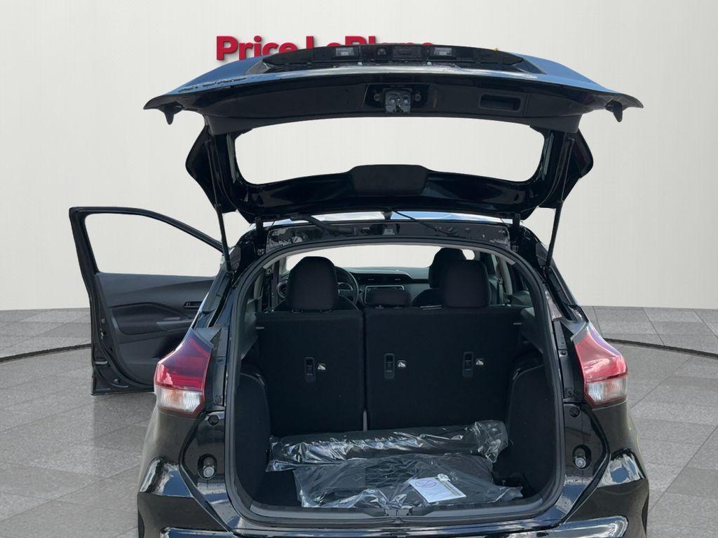 new 2025 Nissan Kicks Play car, priced at $20,995