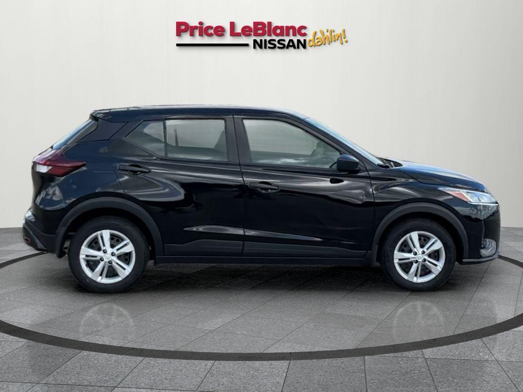 new 2025 Nissan Kicks Play car, priced at $20,995