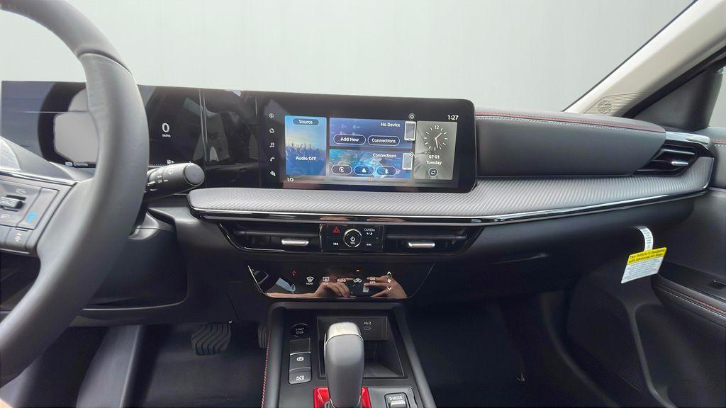 new 2025 Nissan Kicks car, priced at $28,900