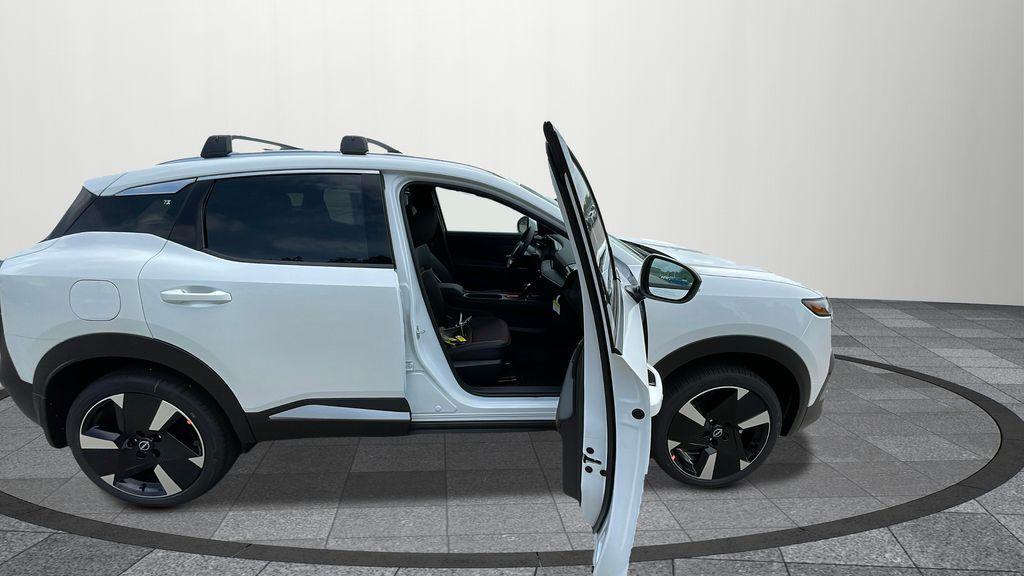 new 2025 Nissan Kicks car, priced at $28,900