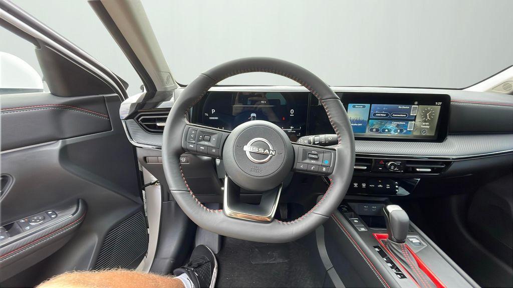 new 2025 Nissan Kicks car, priced at $28,900