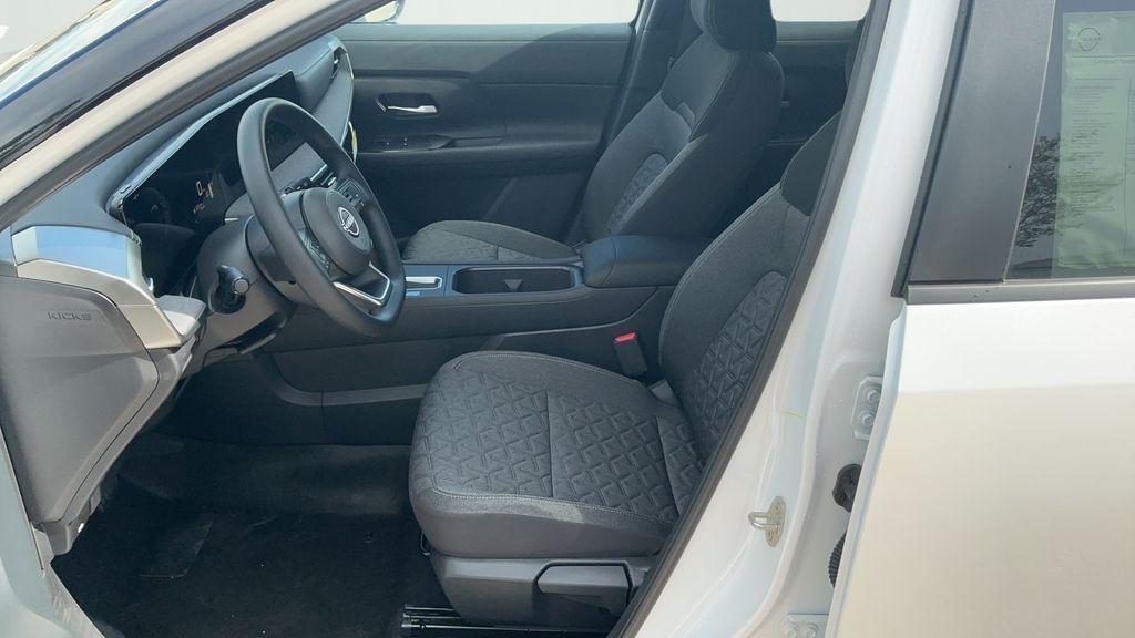 new 2025 Nissan Kicks car, priced at $25,678