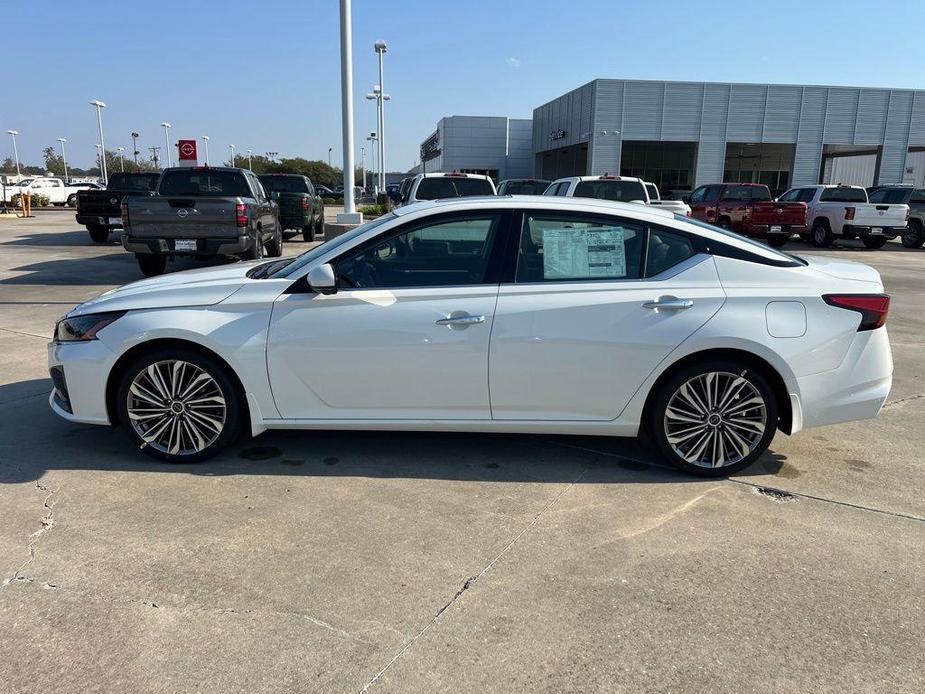 new 2025 Nissan Altima car, priced at $36,105