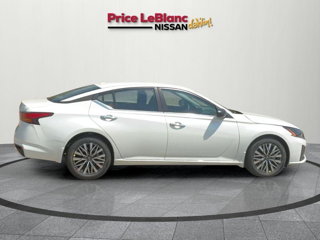 new 2025 Nissan Altima car, priced at $30,115