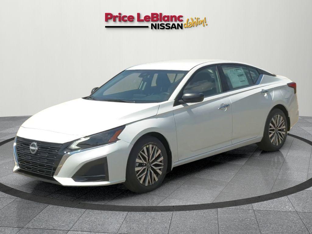 new 2025 Nissan Altima car, priced at $30,115