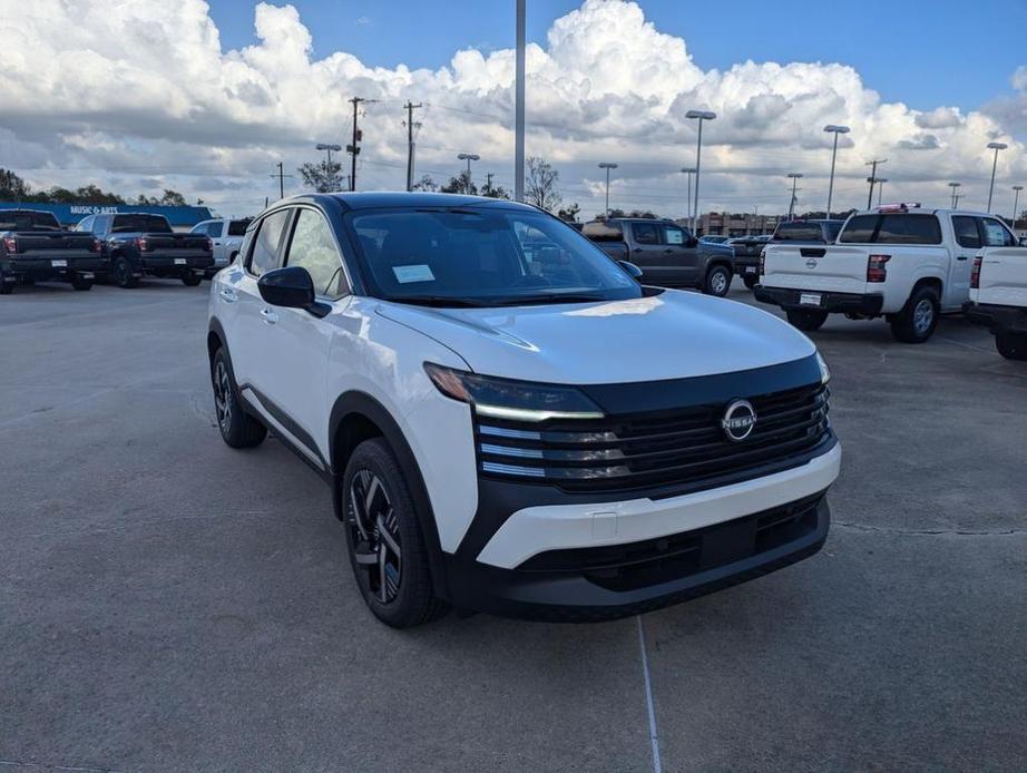 new 2025 Nissan Kicks car, priced at $27,545