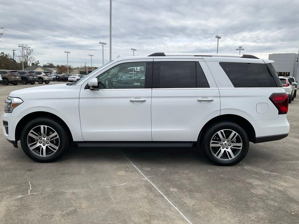 used 2024 Ford Expedition car, priced at $57,980