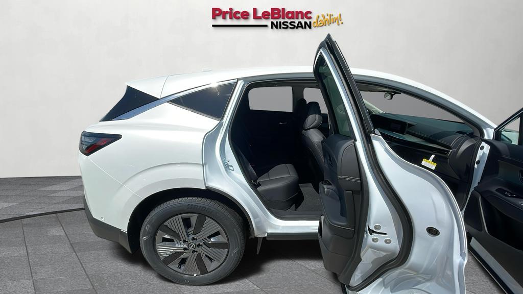 new 2025 Nissan Murano car, priced at $46,842