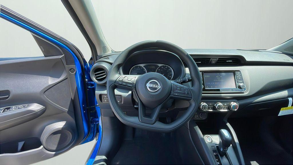 new 2025 Nissan Kicks Play car, priced at $21,657