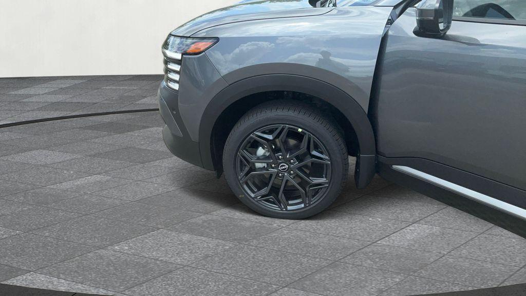 new 2025 Nissan Kicks car, priced at $29,170