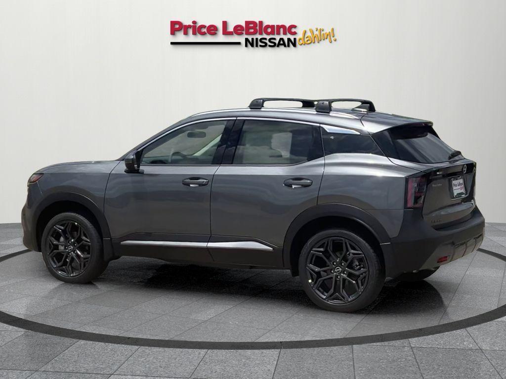 new 2025 Nissan Kicks car, priced at $29,170