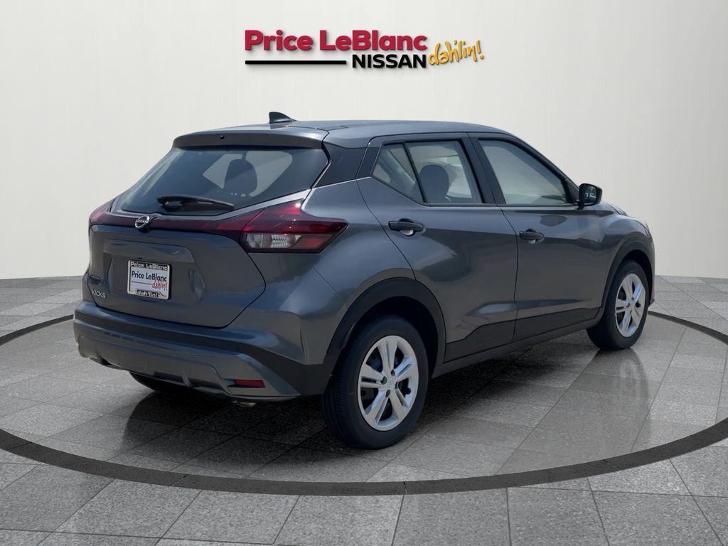 new 2025 Nissan Kicks Play car, priced at $23,165