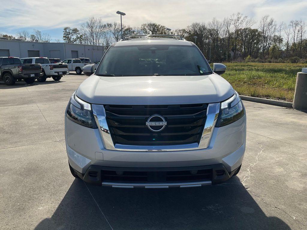 new 2025 Nissan Pathfinder car, priced at $48,690