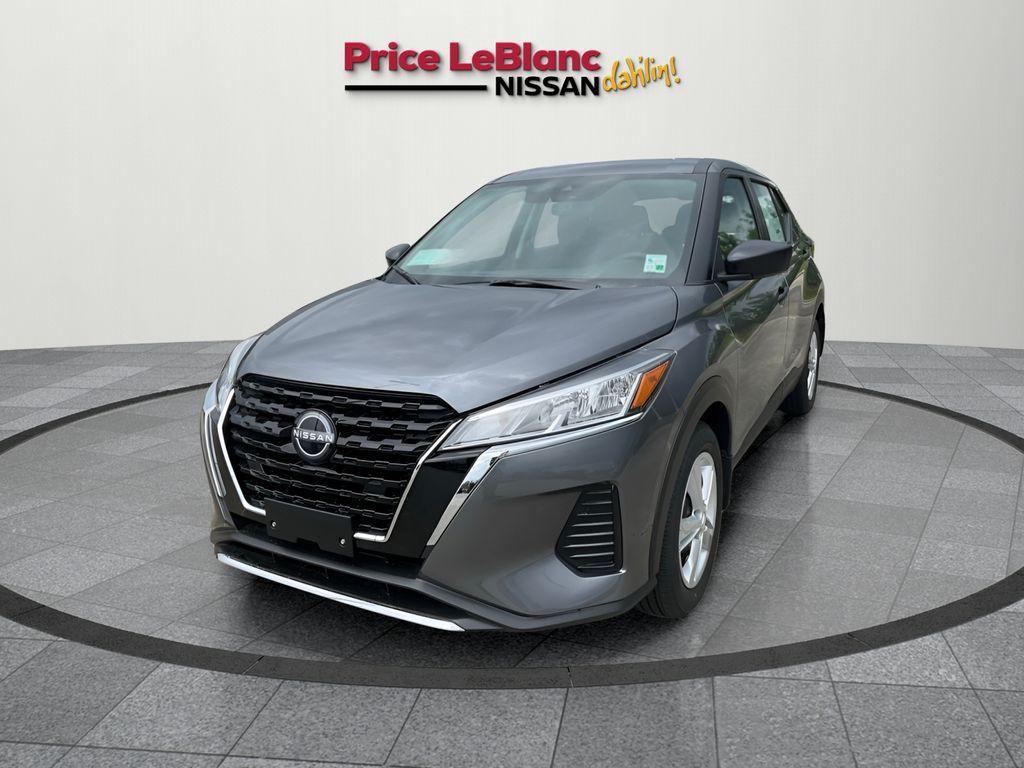 new 2025 Nissan Kicks Play car, priced at $23,760