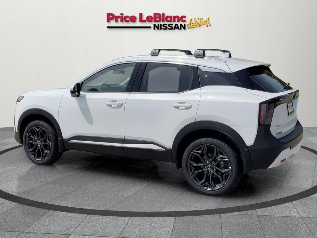 new 2025 Nissan Kicks car, priced at $29,620