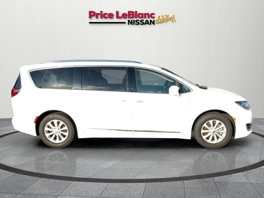 used 2018 Chrysler Pacifica car, priced at $16,443