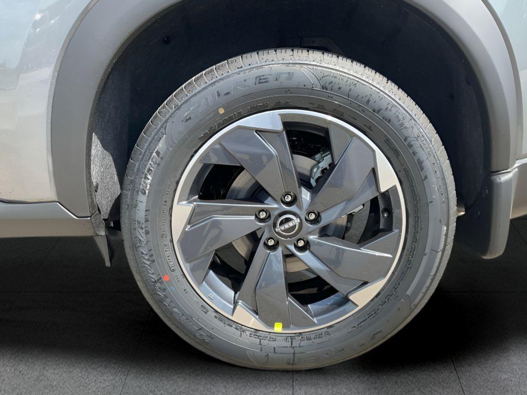new 2025 Nissan Rogue car, priced at $31,985