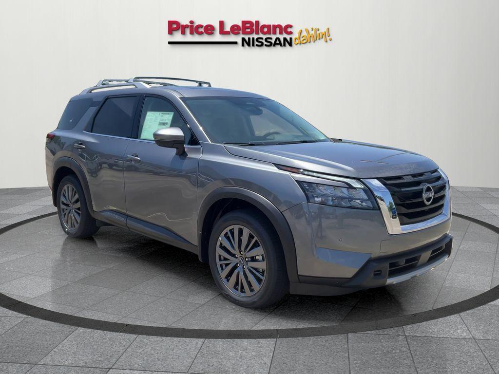 new 2025 Nissan Pathfinder car, priced at $47,555