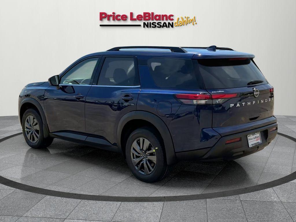 new 2025 Nissan Pathfinder car, priced at $41,925
