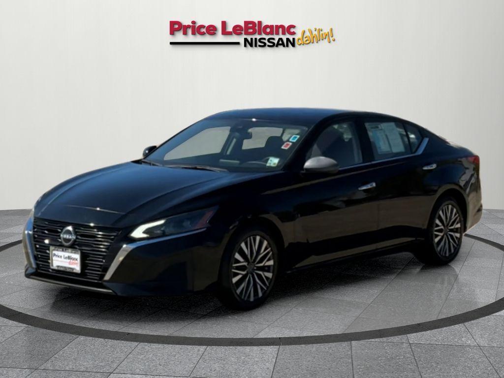 used 2023 Nissan Altima car