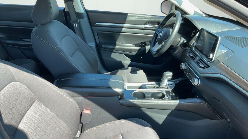 used 2023 Nissan Altima car