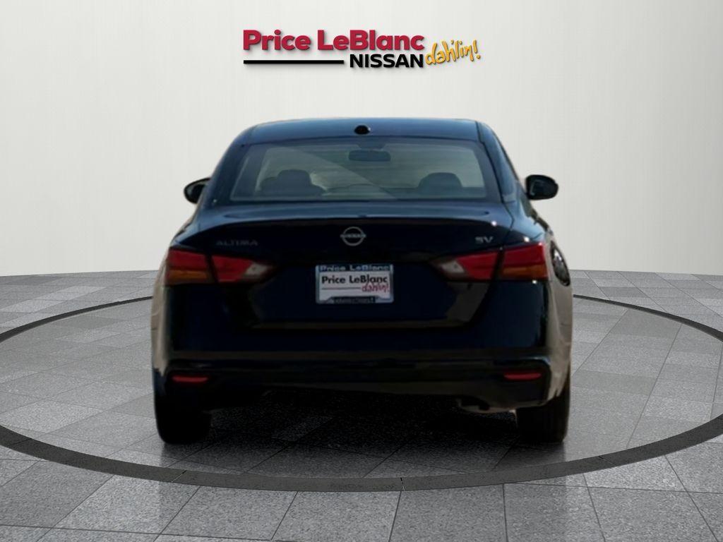 used 2023 Nissan Altima car