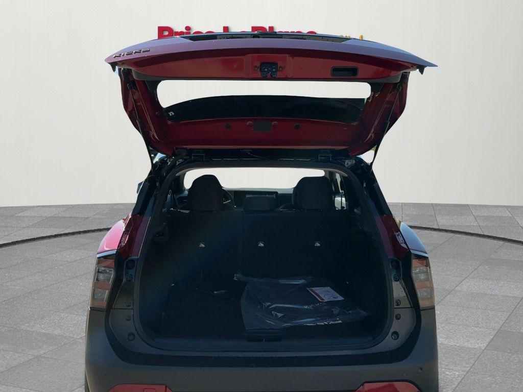 new 2025 Nissan Kicks car, priced at $24,343