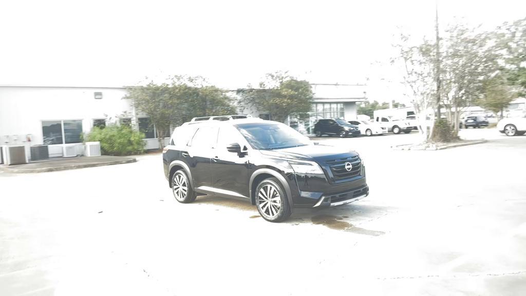 new 2025 Nissan Pathfinder car, priced at $51,880