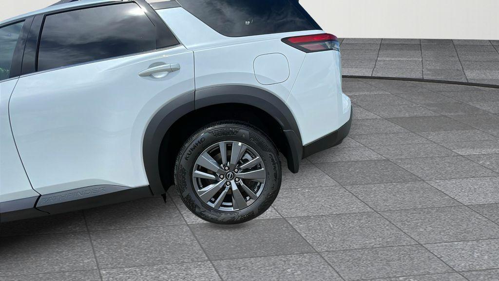 new 2025 Nissan Pathfinder car, priced at $44,595