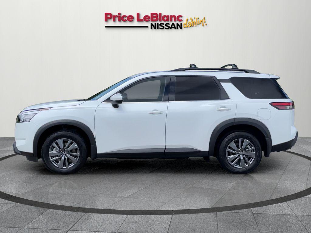new 2025 Nissan Pathfinder car, priced at $44,595