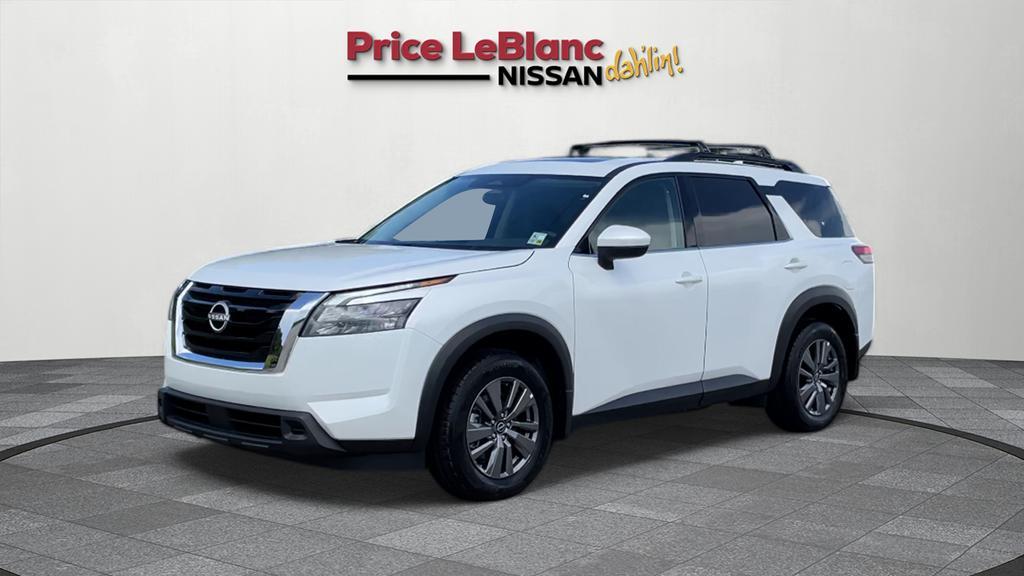 new 2025 Nissan Pathfinder car, priced at $44,595