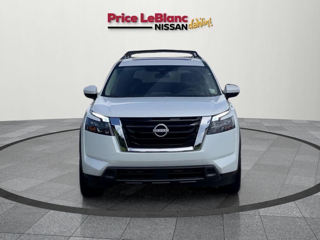 new 2025 Nissan Pathfinder car, priced at $44,595