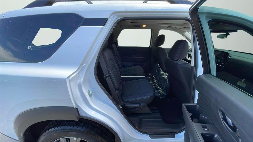 new 2025 Nissan Pathfinder car, priced at $44,595