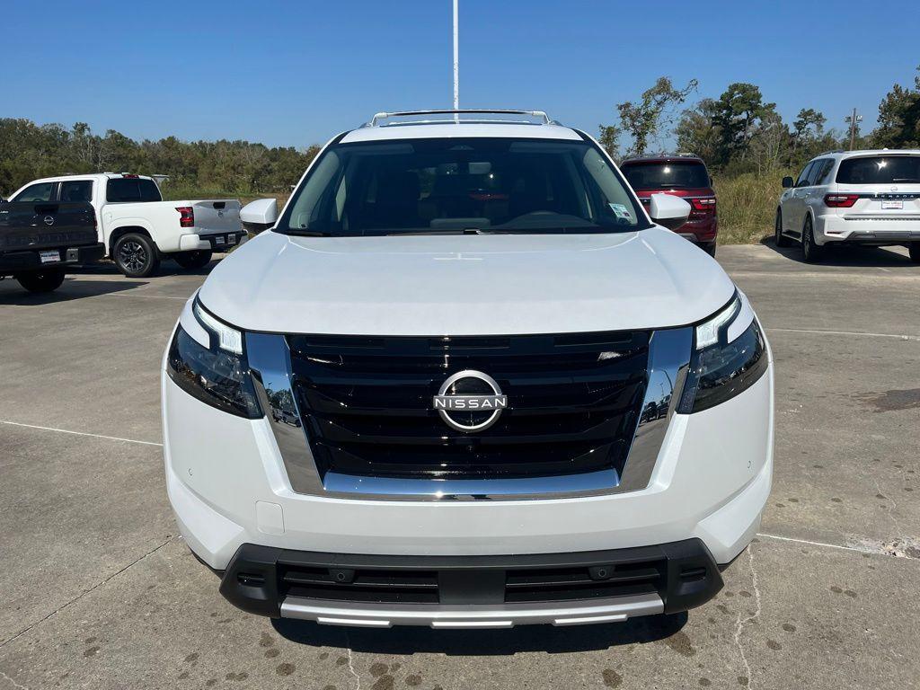 new 2025 Nissan Pathfinder car, priced at $49,025