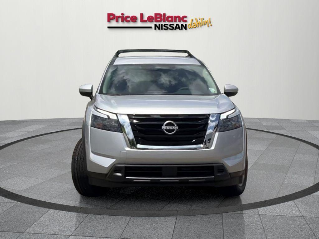 new 2025 Nissan Pathfinder car, priced at $41,865
