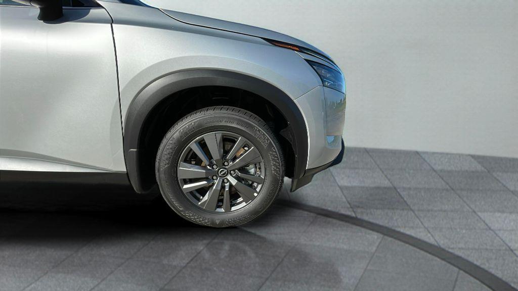 new 2025 Nissan Pathfinder car, priced at $41,865