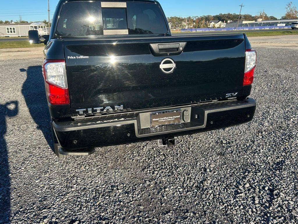 used 2023 Nissan Titan car, priced at $33,476