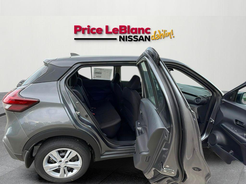 new 2025 Nissan Kicks Play car, priced at $23,760