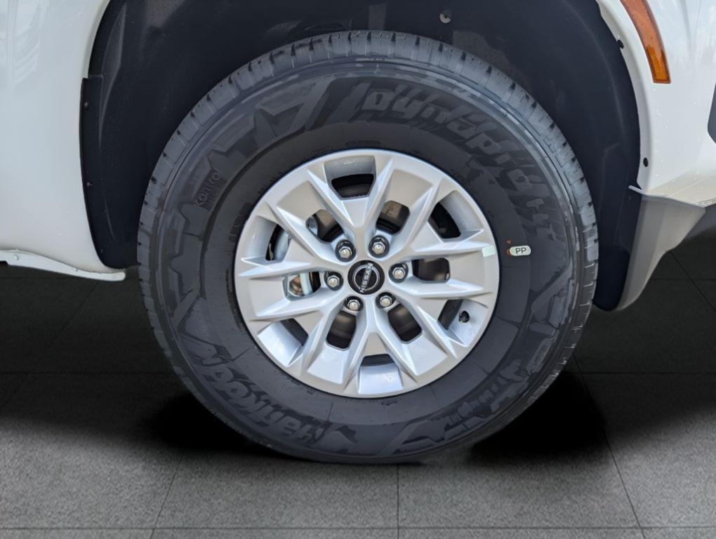 new 2025 Nissan Frontier car, priced at $33,432