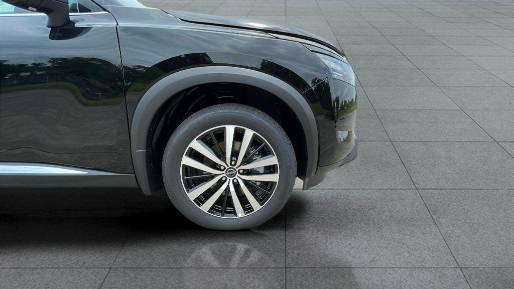 new 2025 Nissan Pathfinder car, priced at $52,035