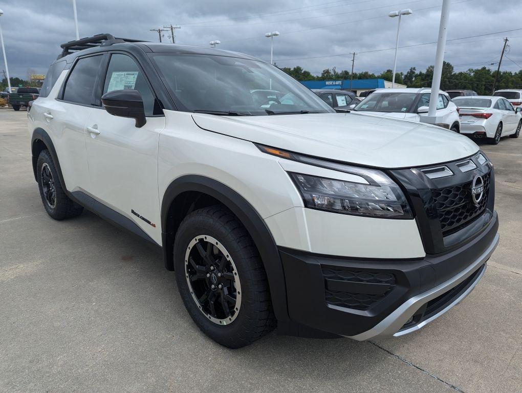 new 2024 Nissan Pathfinder car, priced at $47,330