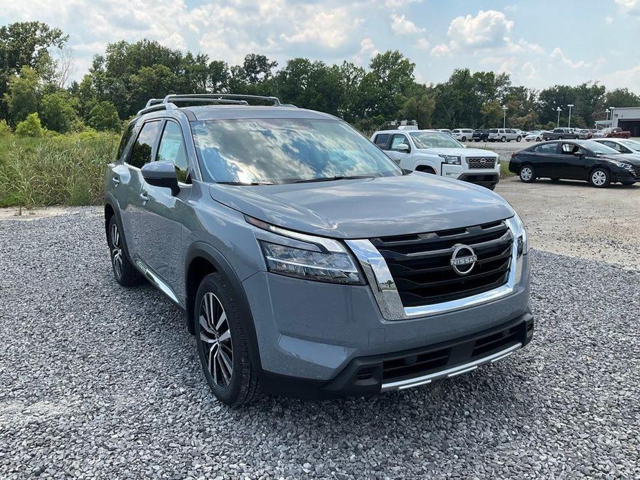 new 2024 Nissan Pathfinder car, priced at $48,369