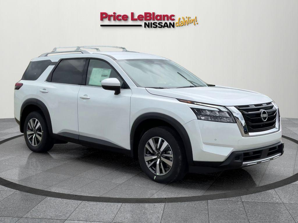 new 2025 Nissan Pathfinder car, priced at $45,015