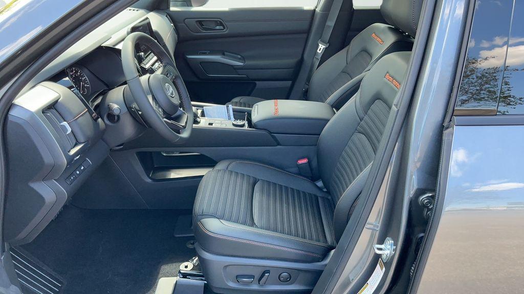new 2025 Nissan Pathfinder car, priced at $46,620