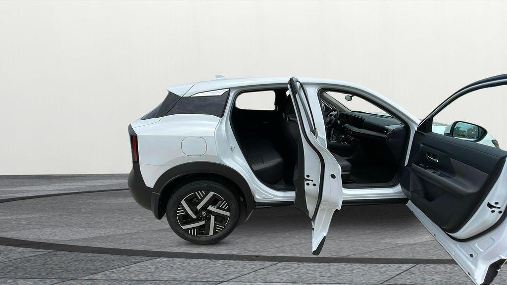 used 2025 Nissan Kicks car, priced at $23,111