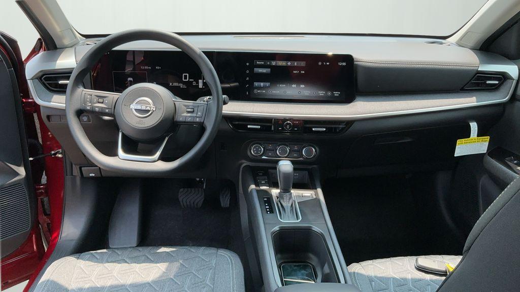 new 2025 Nissan Kicks car, priced at $24,031