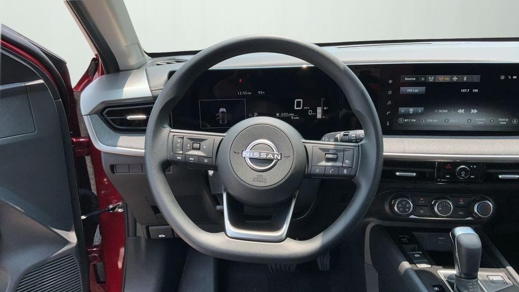 new 2025 Nissan Kicks car, priced at $24,031