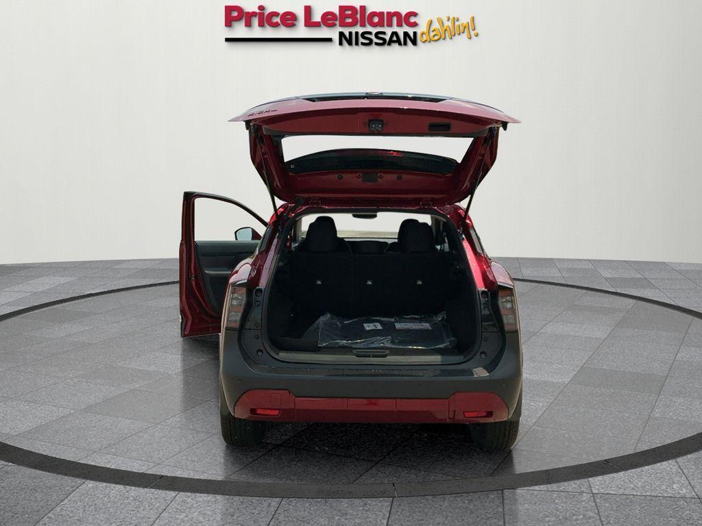 new 2025 Nissan Kicks car, priced at $24,031