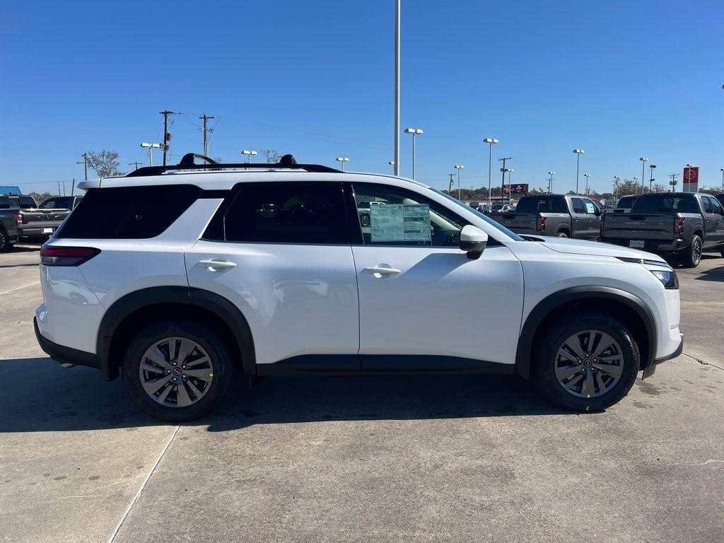 new 2025 Nissan Pathfinder car, priced at $42,835